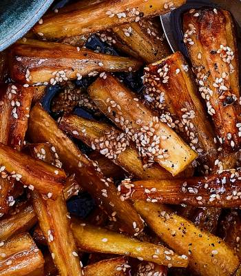Maple and sesame parsnips