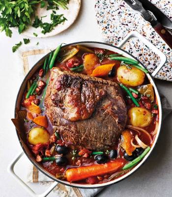 Provençale daube-style pot roast beef