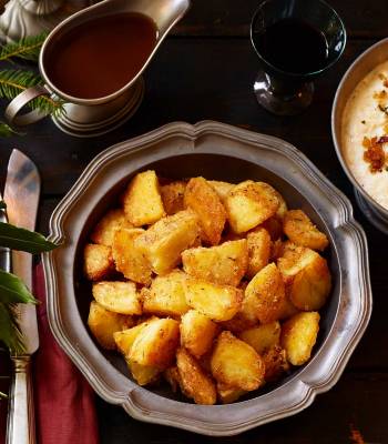 Crunchy roast potatoes