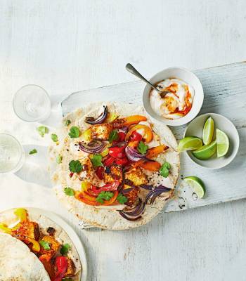 Tandoori paneer wraps