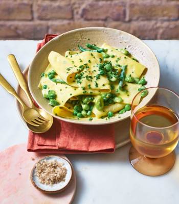 Silk handkerchiefs with smoked beurre blanc