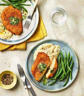 Garlic butter chicken with cheesy cauli mash