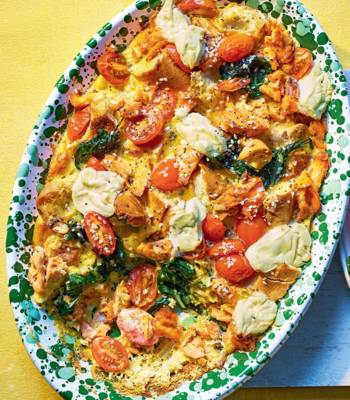 'Everything' bagel salmon bake