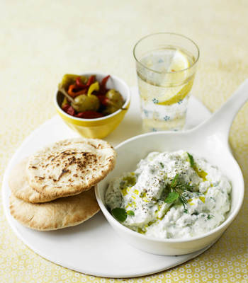 Creamy feta dip