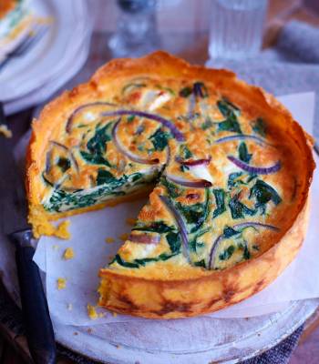 Spinach, red onion and feta quiche with a polenta crust