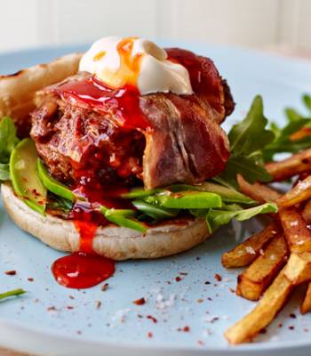 Smoky burgers with avocado and chilli sauce