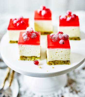 Sugar plum cheesecake bites