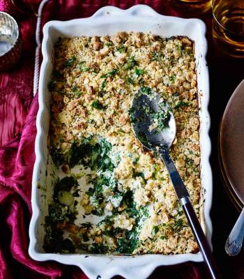 Spinach and ricotta crumble