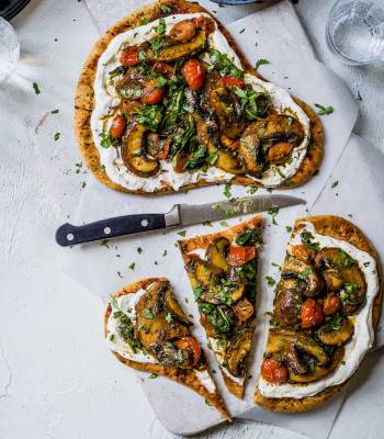 Curried mushroom flatbreads