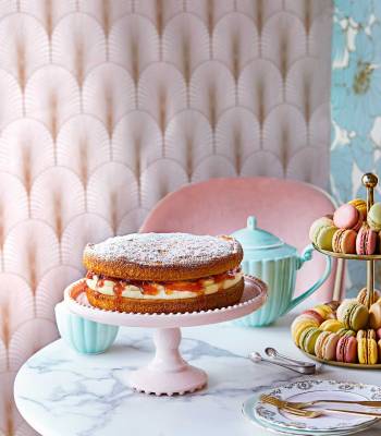 Victoria sponge with tea-scented plum jam