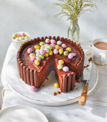 Gluten-free Easter cake