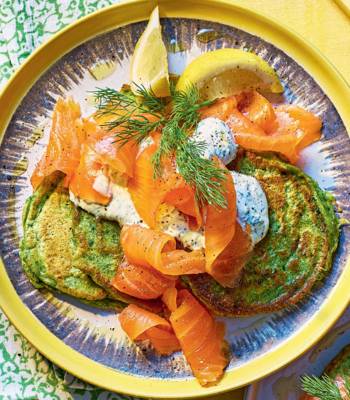 Super green pancakes with smoked salmon