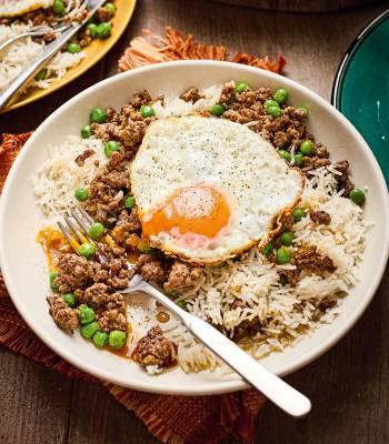 Marmite beef stir-fry