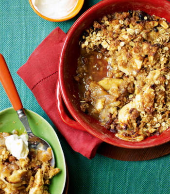 Apple, lemon and sultana pudding with perry cream