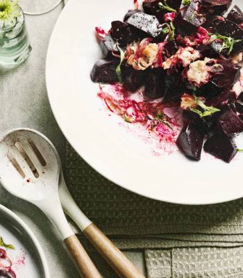 Warm beetroot with goats' cheese and tarragon