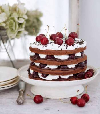 Chocolate cherry trifle cake (gluten-free)