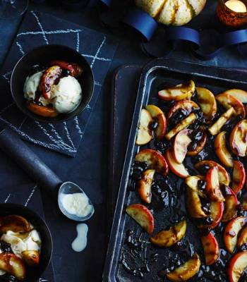 Toffee apples with Calvados