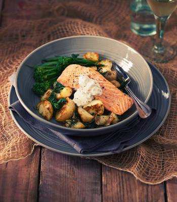 Roast salmon fillets with a crème fraîche and caper sauce 