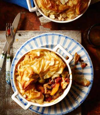 Moroccan chicken and lentil pies