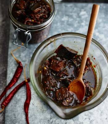 Sri Lankan aubergine chutney