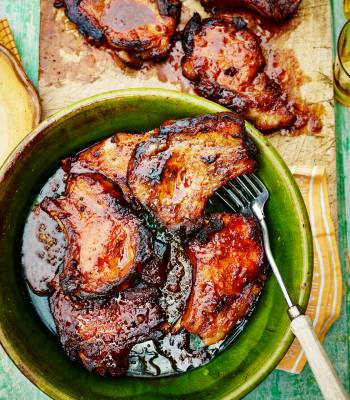 Sticky maple-glazed pork chops