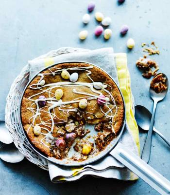 Deep pan chocolate cookie