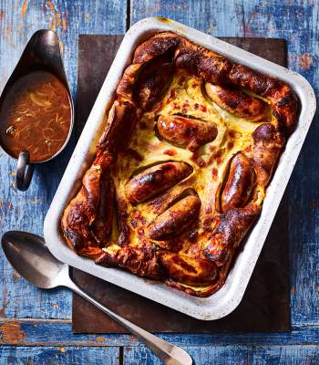 Spanish toad in the hole with sherry gravy 