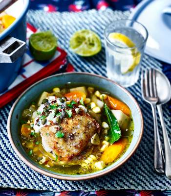 Colombian-style chicken stew
