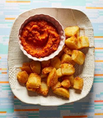 Patatas bravas