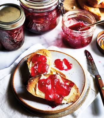 Plum and bay jam