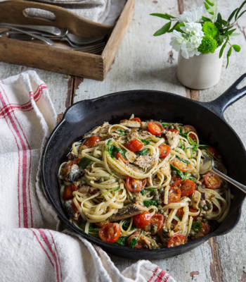 Sardine and tomato spaghetti