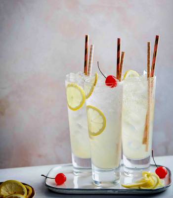 Tom collins cocktail