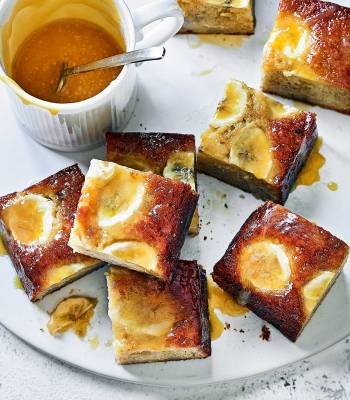 Sticky toffee banana cake