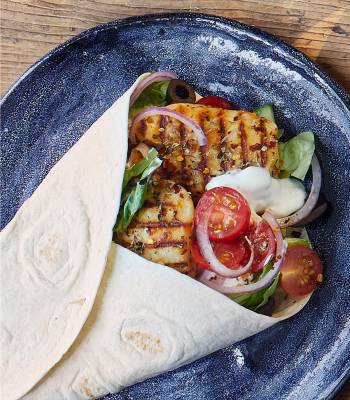 Greek halloumi wraps