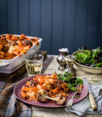 Melting-middle meatball bake