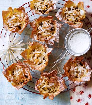 Lighter filo mince pies