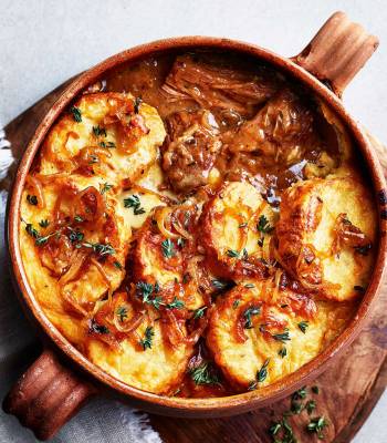 French onion beef stew with Gruyère gratin