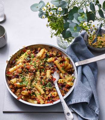 Rigatoni caponata gratin