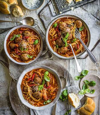 Spaghetti meatball soup