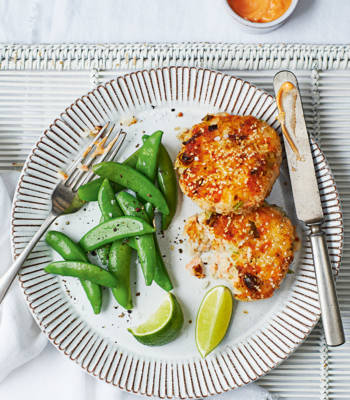 Sesame salmon fishcakes