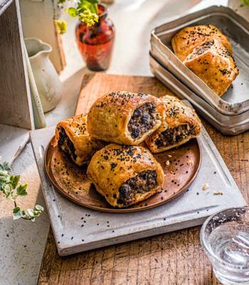 Black pudding sausage rolls