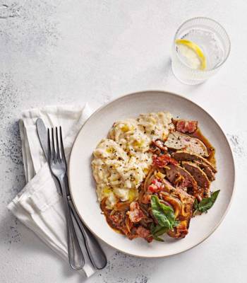 Liver, bacon and onions with white bean mash