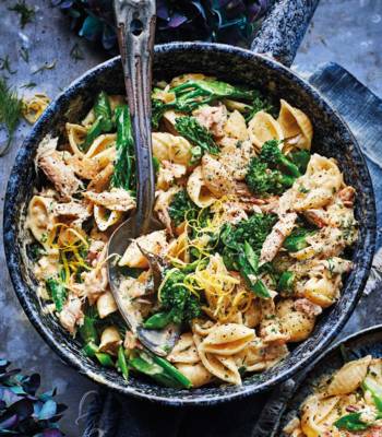 Mackerel and broccoli pasta