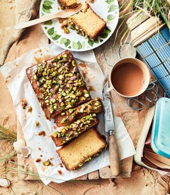 Baklava loaf cake