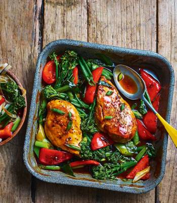 Easy teriyaki chicken traybake