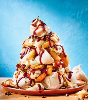 Toffee apple meringue tumble