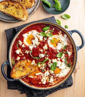 Saucy poached eggs