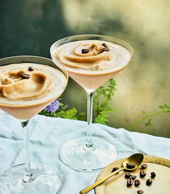 Creamy frozen espresso martini