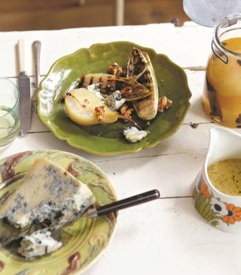 Chicory, pickled pear, Gorgonzola and walnuts