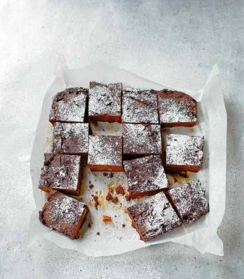 Vegan fudgy brownies